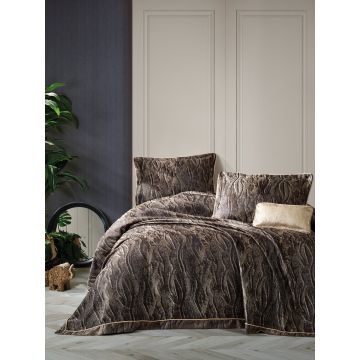 Smart tagesdecke-set 260x250cm polyester mit zierkissen und 2 zierkissenbezügen carita braun